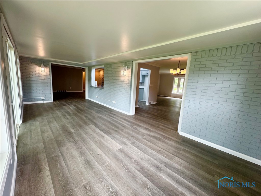 2102 Glen Arbor Drive, Toledo, Ohio image 7