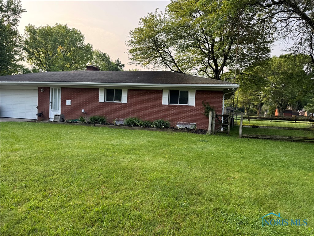 2102 Glen Arbor Drive, Toledo, Ohio image 17