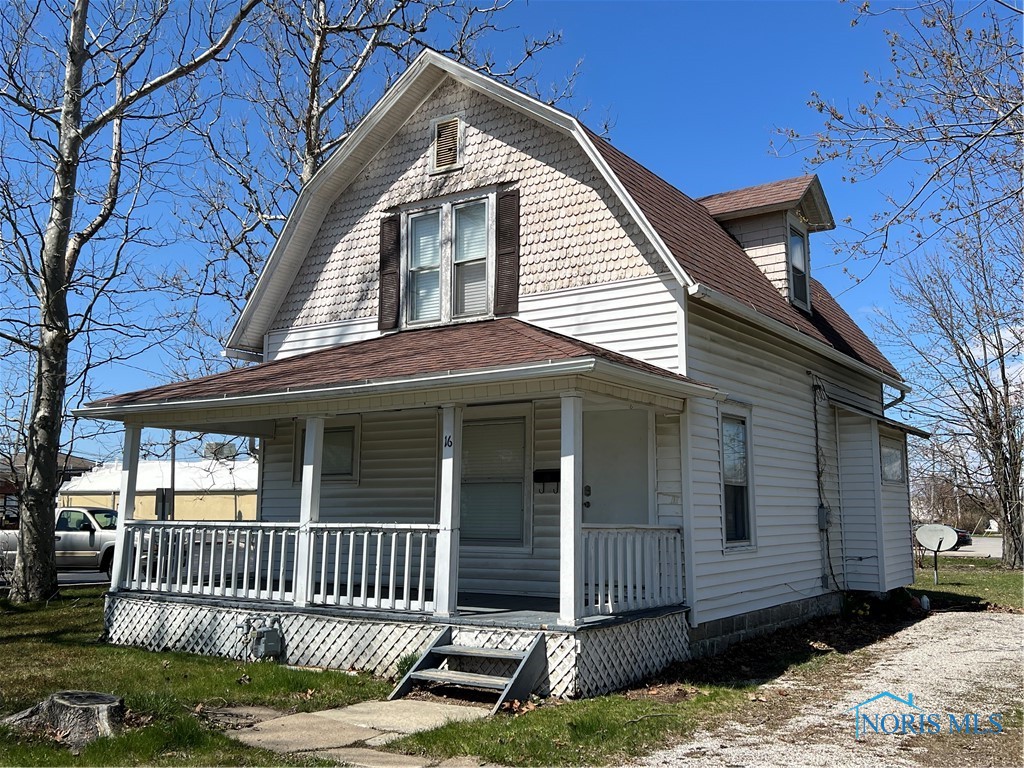 16 College Place, Defiance, Ohio image 1