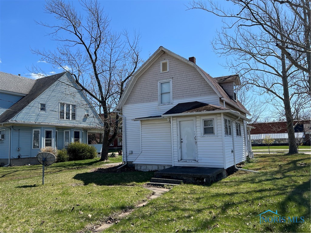 16 College Place, Defiance, Ohio image 3