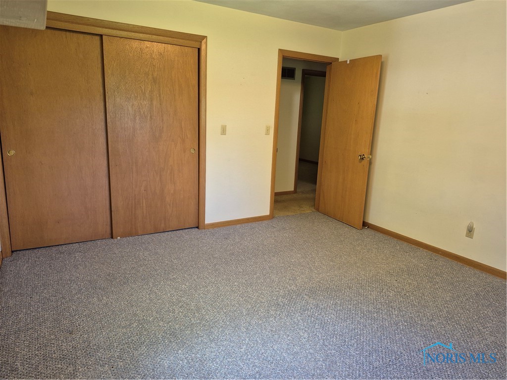 1100 Cherry Lane, Findlay, Ohio image 9