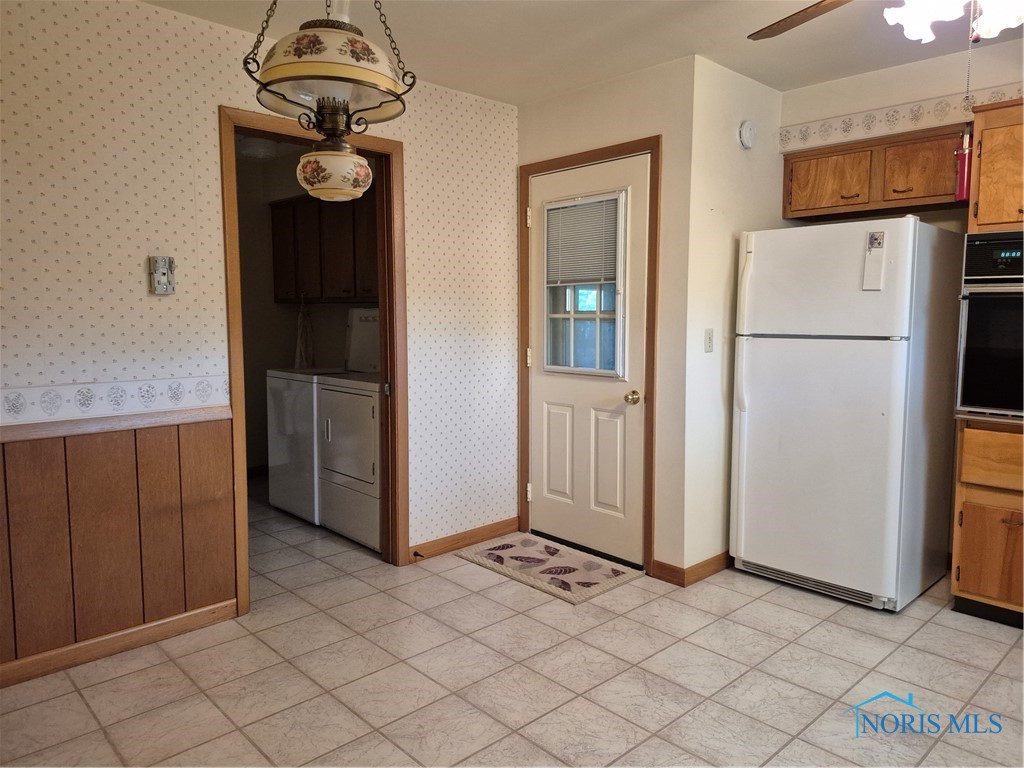1100 Cherry Lane, Findlay, Ohio image 19