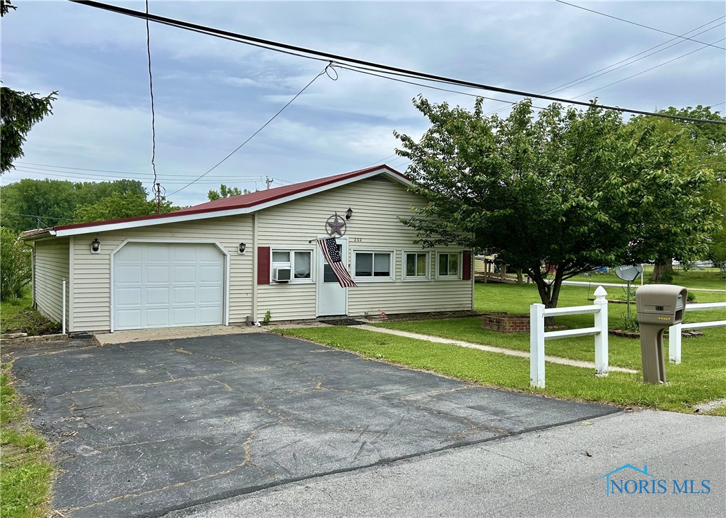 222 Union Street, Tiffin, Ohio image 2