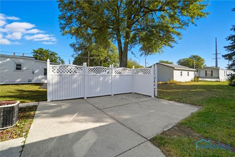 Tiny photo for 112 N Beecher Street, North Baltimore, OH 45872 (MLS # 6136138)