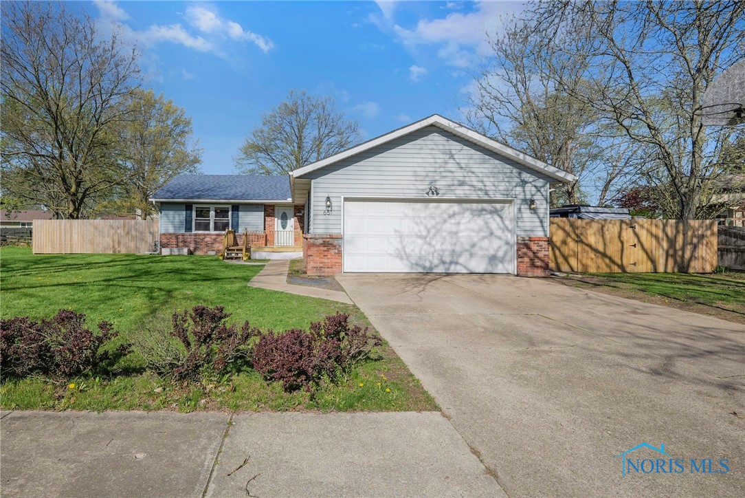 651 Flanders Avenue, Bowling Green, Ohio image 1