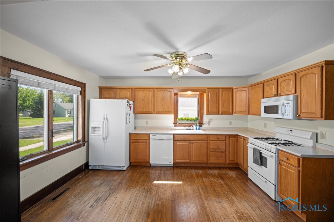 431 W Ottawa Street, Oak Harbor, Ohio image 12