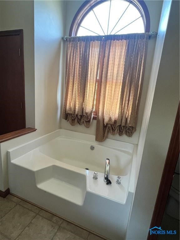 7723 Sylvan Oaks Way, Sylvania, Ohio image 14