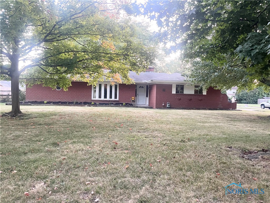 2102 Glen Arbor Drive, Toledo, Ohio image 1