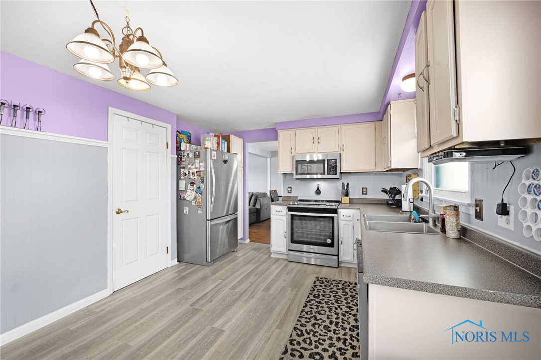 2121 Bromford Rd Rd, Maumee, Ohio image 14