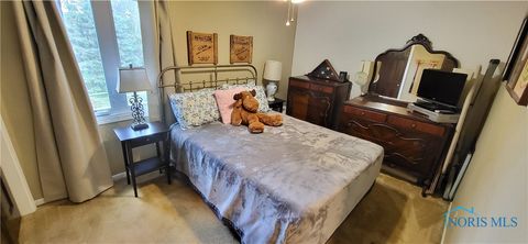 Tiny photo for 6968 Shooters Hill Road, Toledo, OH 43617 (MLS # 6136089)