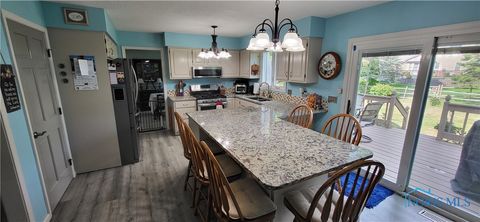 Tiny photo for 6968 Shooters Hill Road, Toledo, OH 43617 (MLS # 6136089)