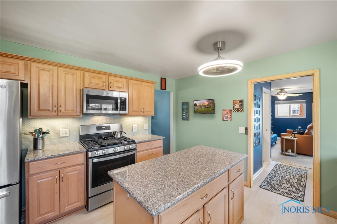 3519 Denise Drive, Toledo, Ohio image 9