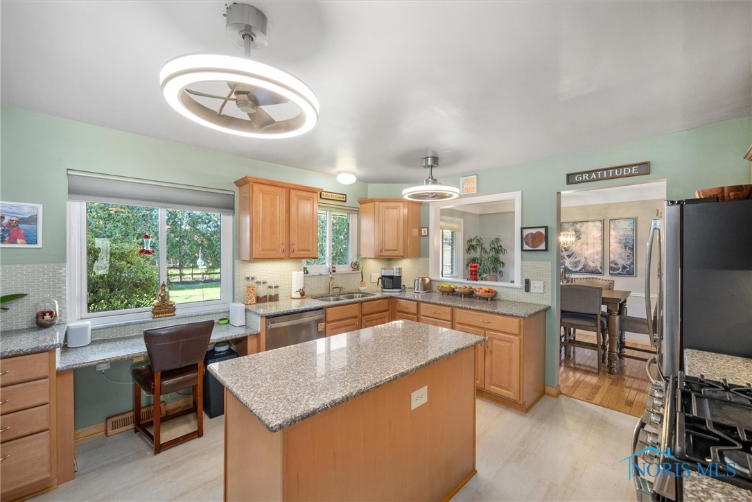 3519 Denise Drive, Toledo, Ohio image 4
