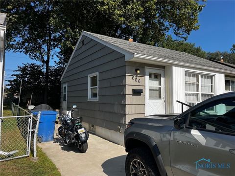 Tiny photo for 606 W Capistrano Avenue, Toledo, OH 43612 (MLS # 6136537)