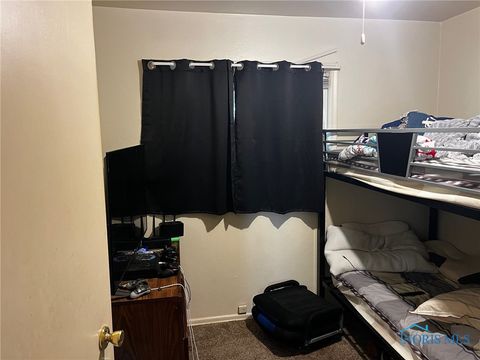 Tiny photo for 606 W Capistrano Avenue, Toledo, OH 43612 (MLS # 6136537)