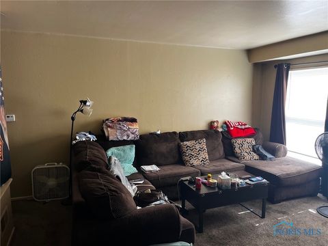 Tiny photo for 606 W Capistrano Avenue, Toledo, OH 43612 (MLS # 6136537)