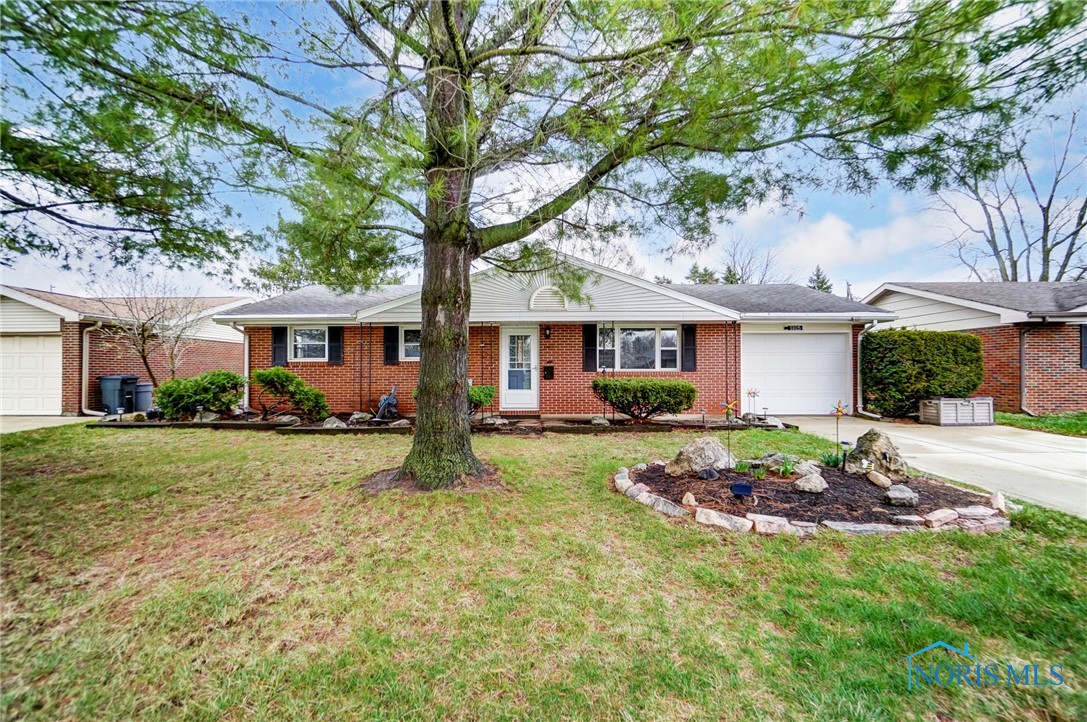 1105 Brookside Drive, Findlay, Ohio image 1