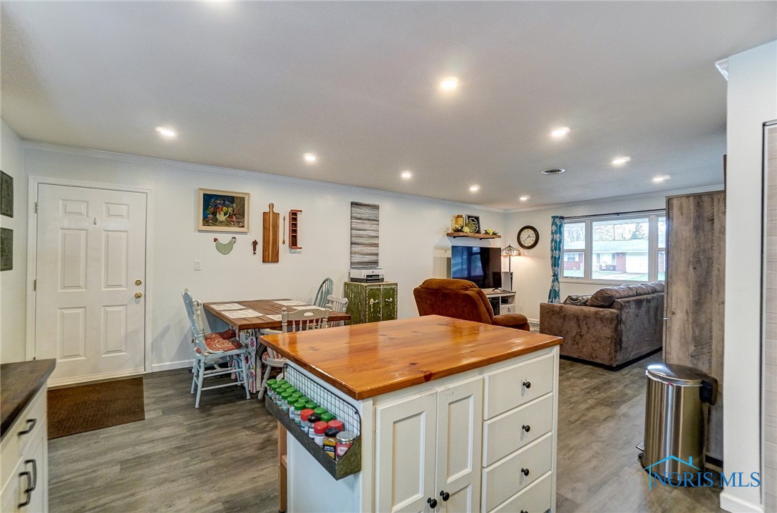 1105 Brookside Drive, Findlay, Ohio image 15