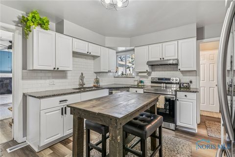 Tiny photo for 4634 Springbrook Drive, Toledo, OH 43615 (MLS # 6137002)