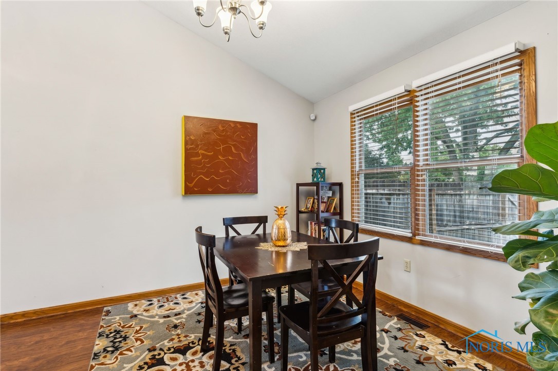 1521 Misty Oaks Drive, Findlay, Ohio image 10