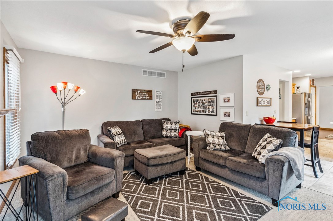 1521 Misty Oaks Drive, Findlay, Ohio image 13