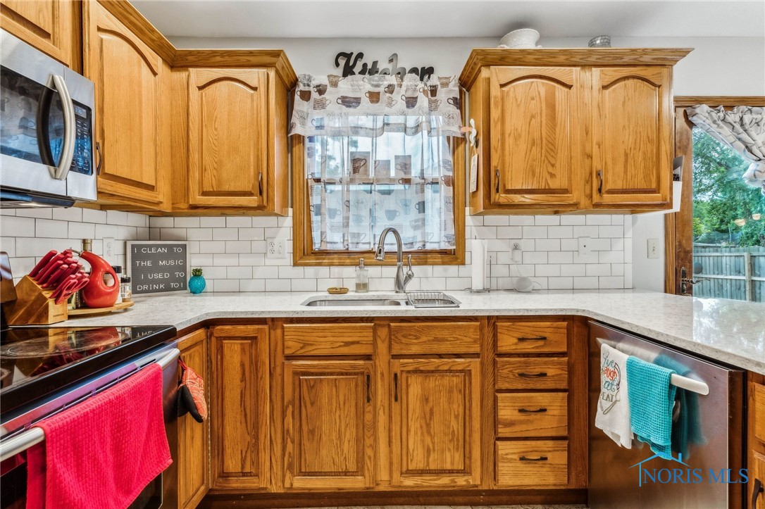1521 Misty Oaks Drive, Findlay, Ohio image 17