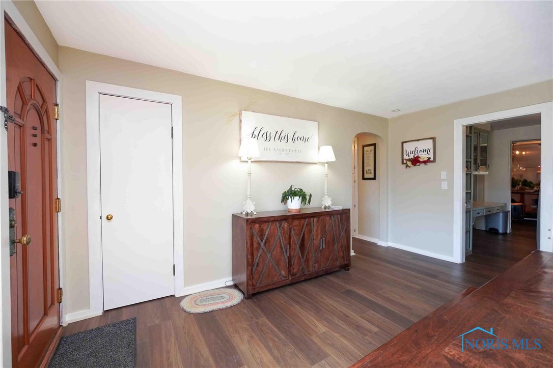 312 W Elm Street, Bluffton, Ohio image 3