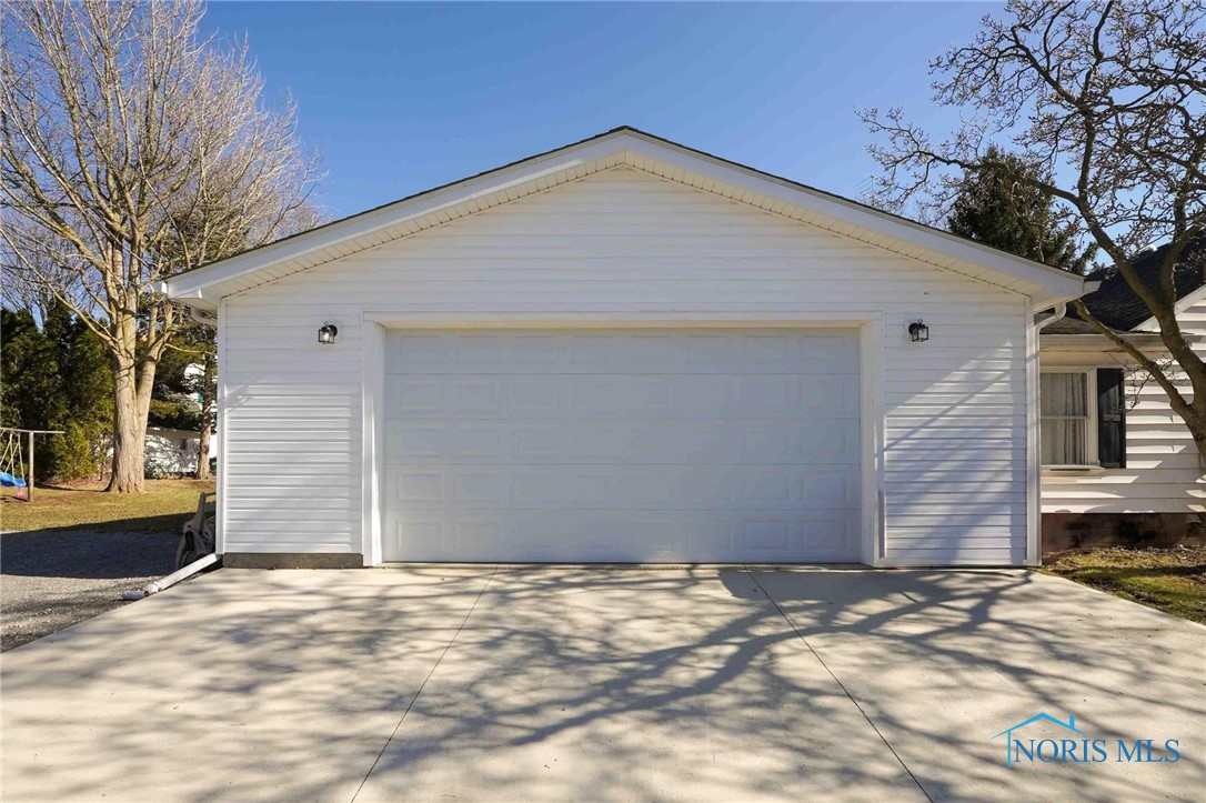 312 W Elm Street, Bluffton, Ohio image 46