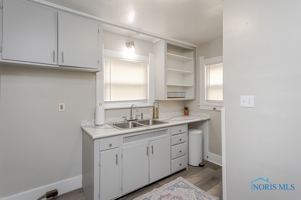 3661 Leybourn Avenue, Toledo, Ohio image 14