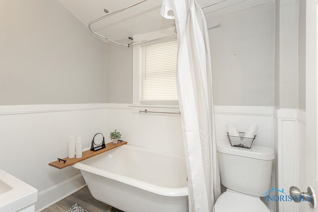 3661 Leybourn Avenue, Toledo, Ohio image 33