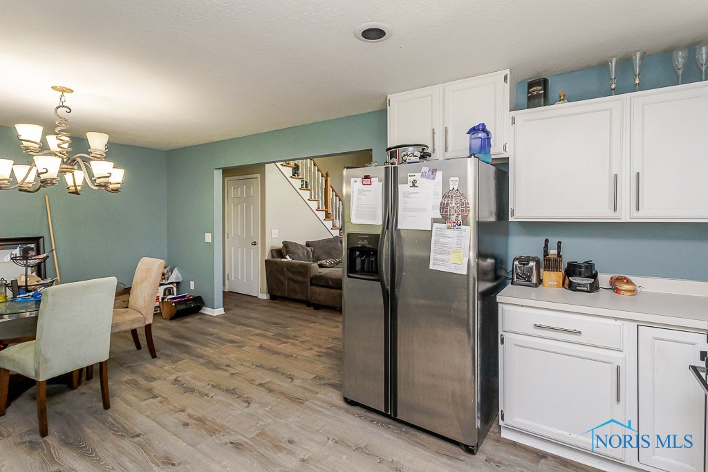 5621 Forest Green Drive, Toledo, Ohio image 12