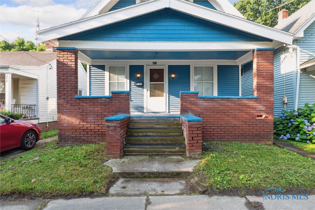 238 E. Pearl Street