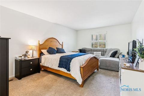 Tiny photo for 1926 Queenswood Drive #4, Findlay, OH 45840 (MLS # 6136643)