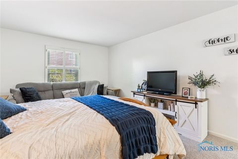 Tiny photo for 1926 Queenswood Drive #4, Findlay, OH 45840 (MLS # 6136643)