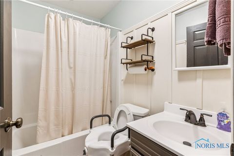 Tiny photo for 1926 Queenswood Drive #4, Findlay, OH 45840 (MLS # 6136643)