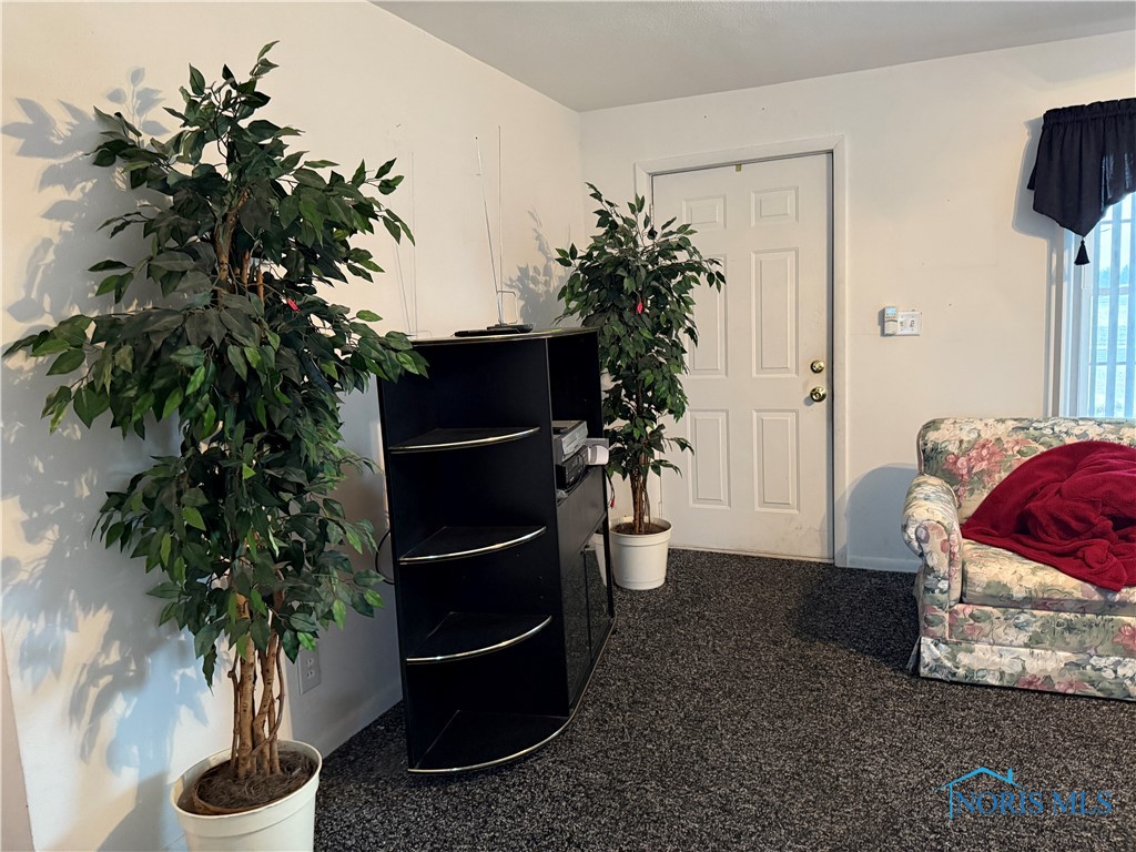 29113 E Broadway Street, Walbridge, Ohio image 3