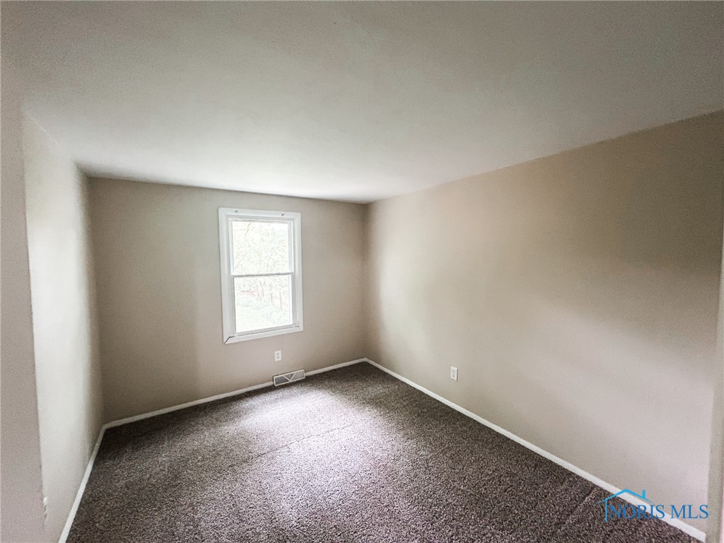 5820 Semoff Drive, Toledo, Ohio image 31