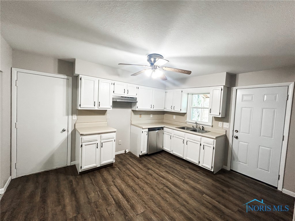 5820 Semoff Drive, Toledo, Ohio image 15
