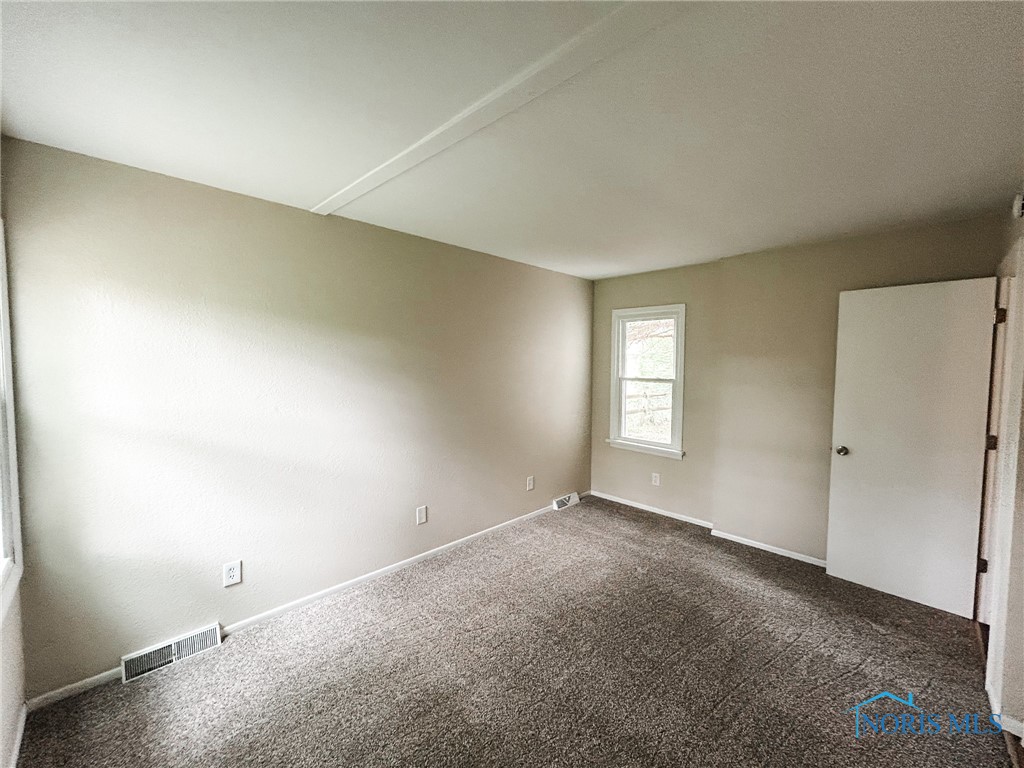 5820 Semoff Drive, Toledo, Ohio image 24