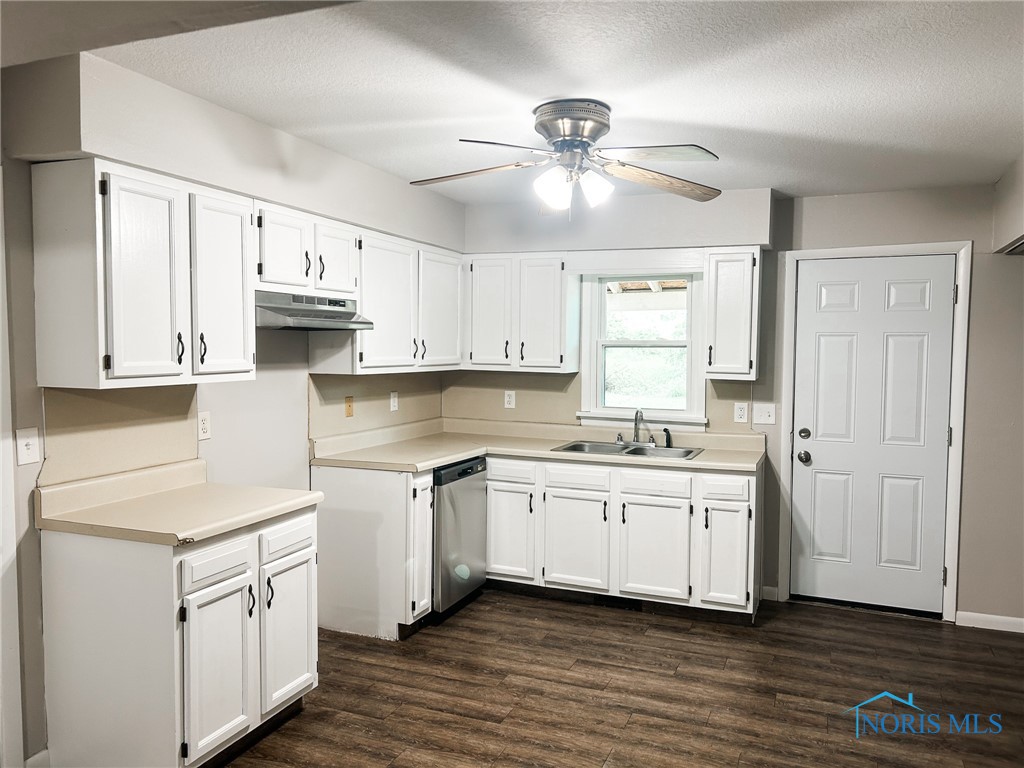 5820 Semoff Drive, Toledo, Ohio image 11
