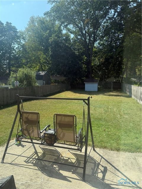 Tiny photo for 5501 Ruth Avenue, Toledo, OH 43613 (MLS # 6136113)