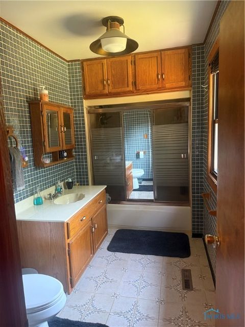 Tiny photo for 5501 Ruth Avenue, Toledo, OH 43613 (MLS # 6136113)