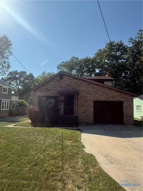 Photo of 5501 Ruth Avenue, Toledo, OH 43613 (MLS # 6136113)