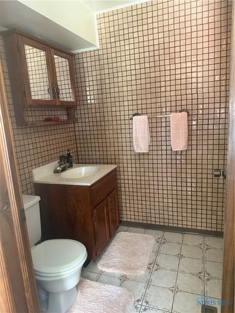 Tiny photo for 5501 Ruth Avenue, Toledo, OH 43613 (MLS # 6136113)