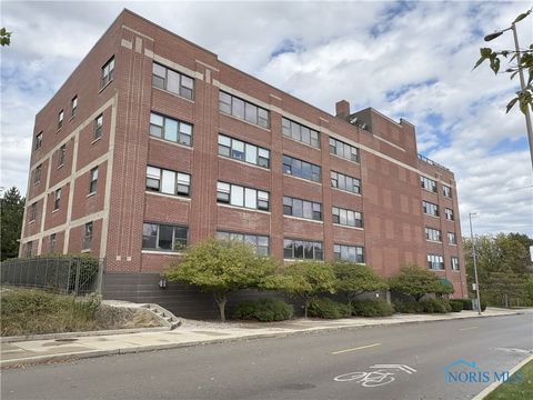 Tiny photo for 110 Ottawa Street #2F, Toledo, OH 43604 (MLS # 6136880)