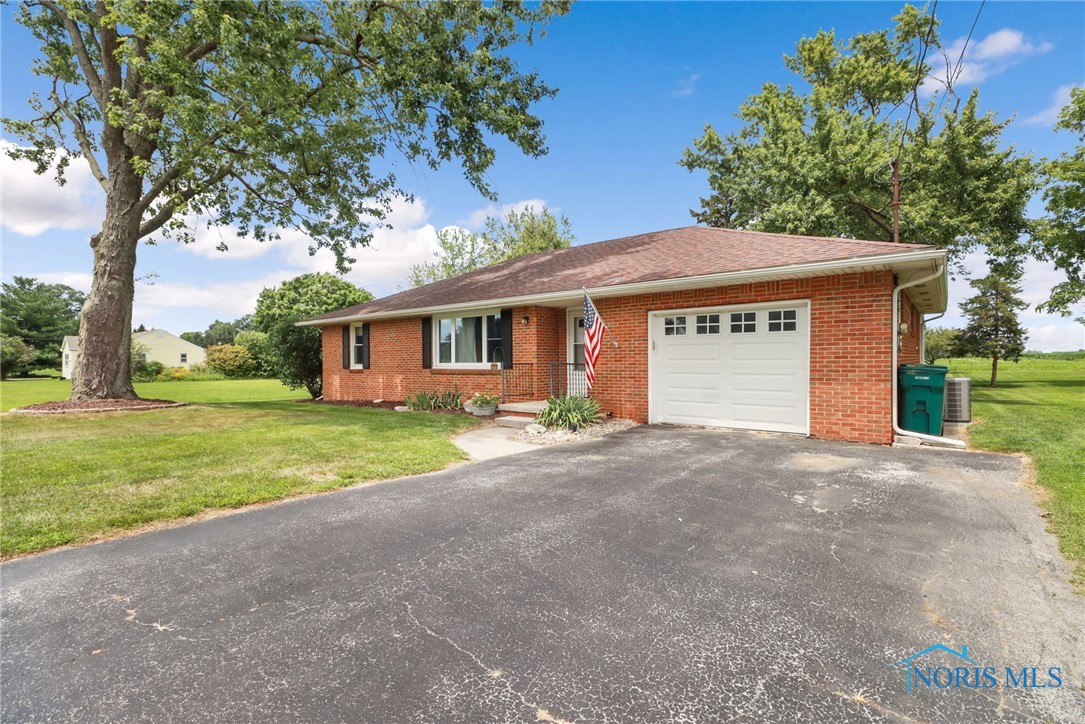 16078 W Poe Road Rd, Bowling Green, Ohio image 2