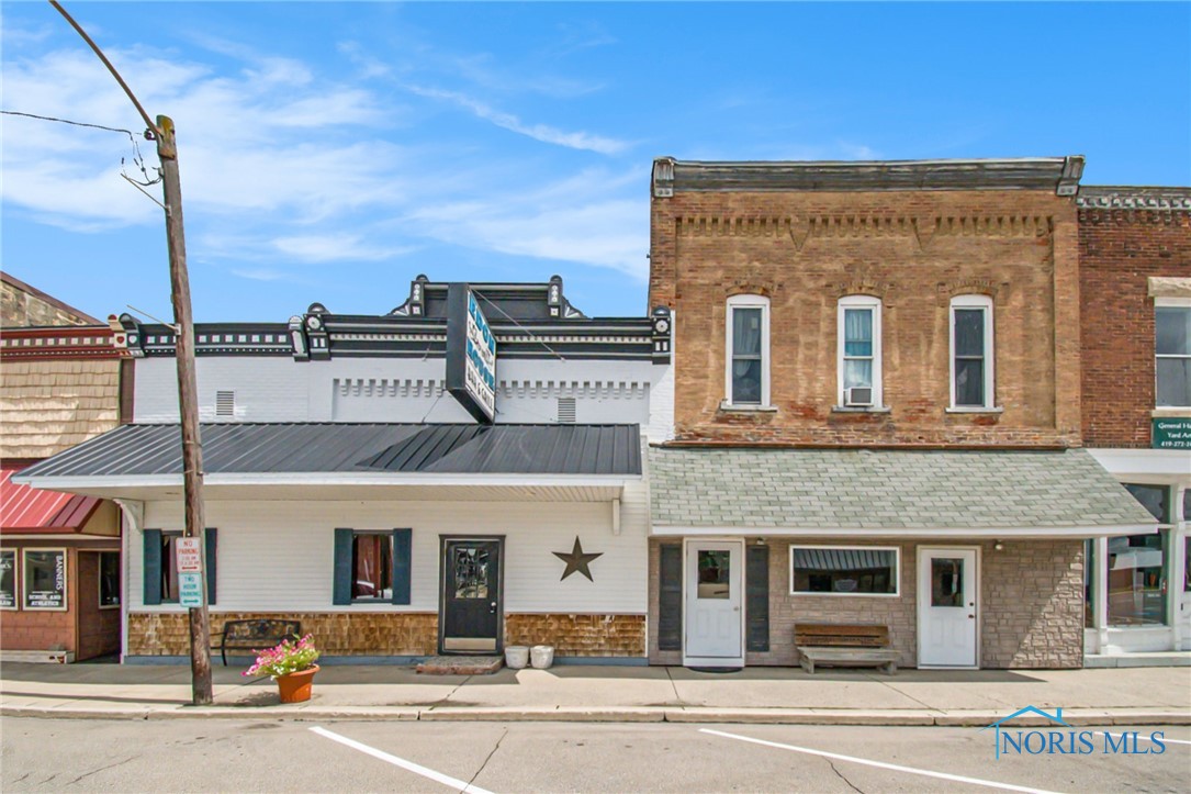 112-114 N Michigan Street