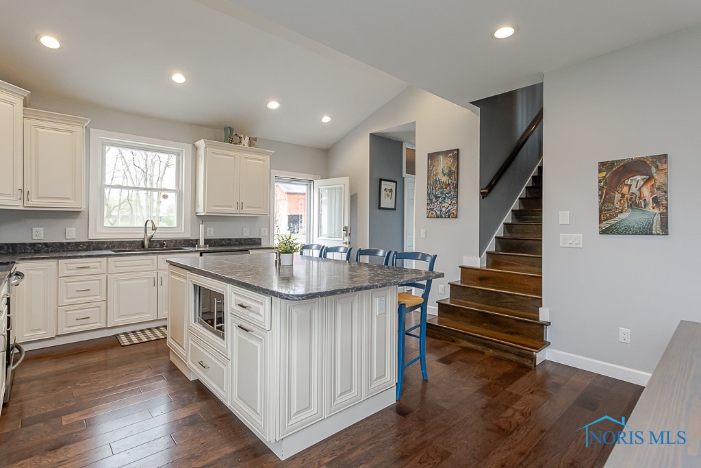 24269 W 2nd Street, Grand Rapids, Ohio image 17