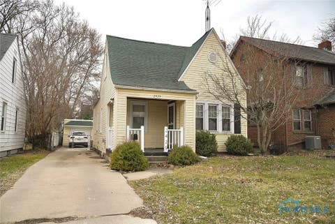 Photo for 2429 Berdan Avenue