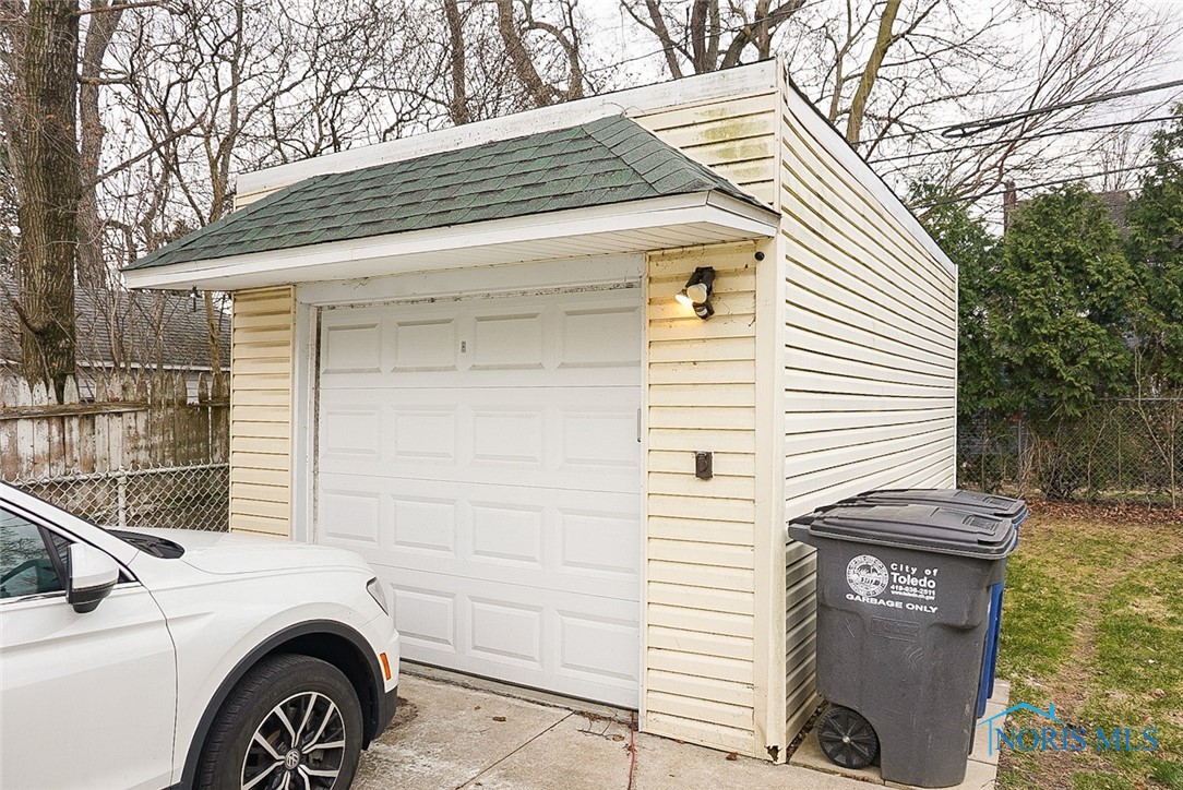 2429 Berdan Avenue, Toledo, Ohio image 23